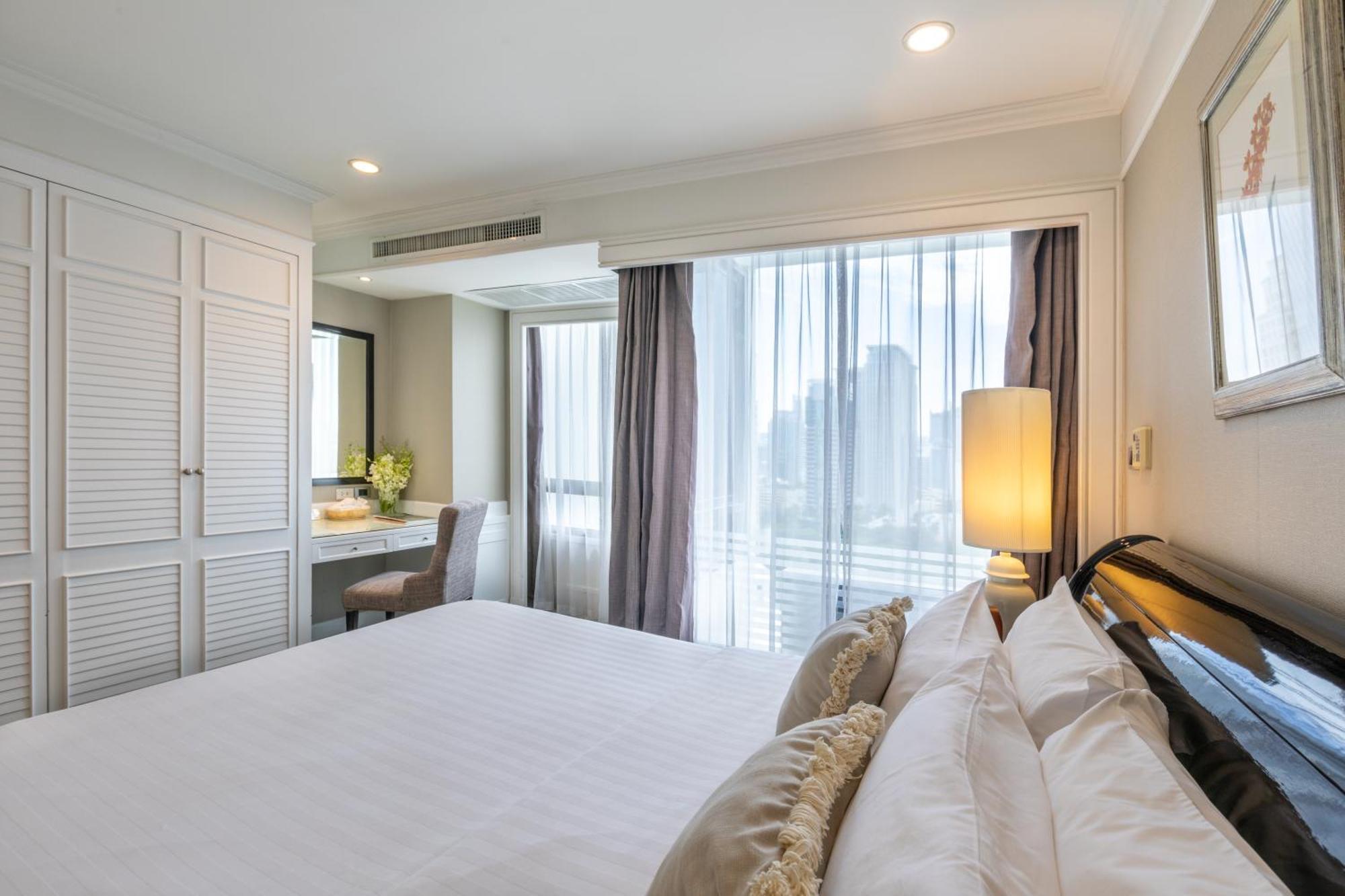 Cape House Langsuan Hotel Bangkok Ngoại thất bức ảnh